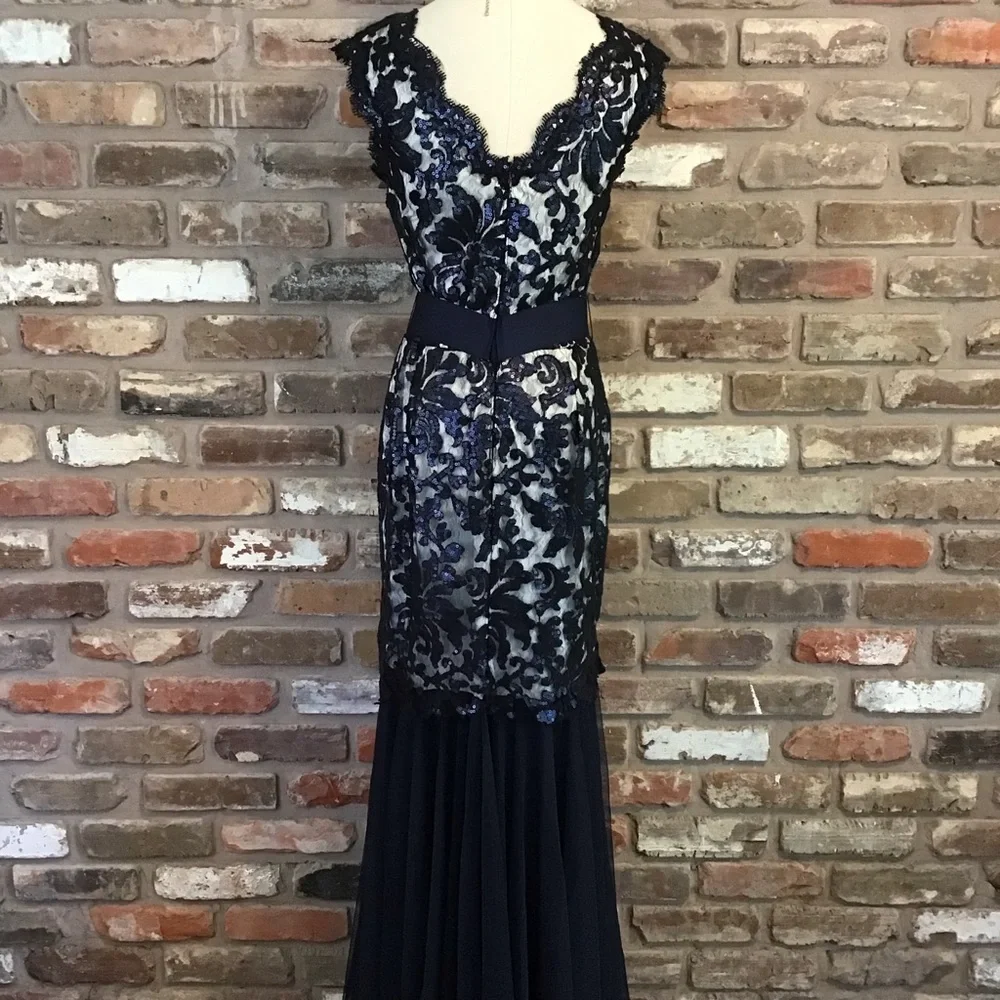 Tadashi Shoji Navy and White Lace Maxi Dress - Picture 4 of 10
